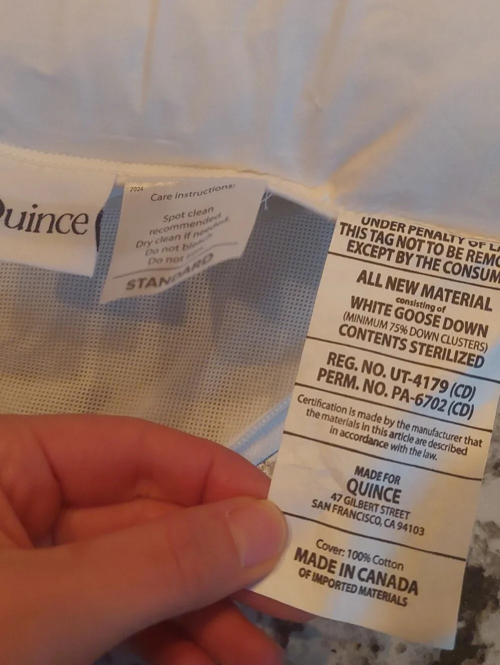 NWOT- Quince Standard White Goose Down Pillow ( Soft/ Medium)(P42)
